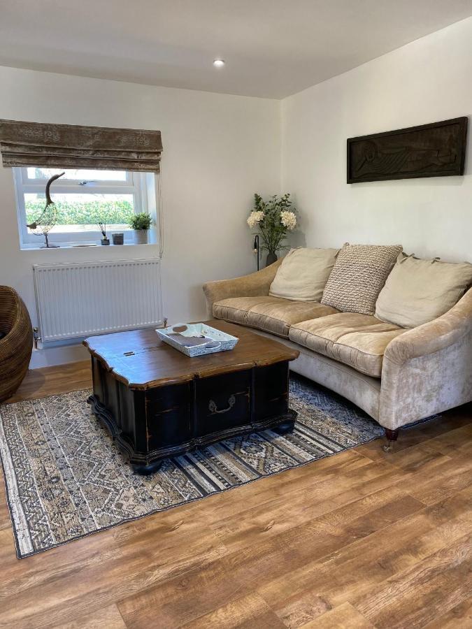 Newly Renovated Stables Conversion * Burstwick